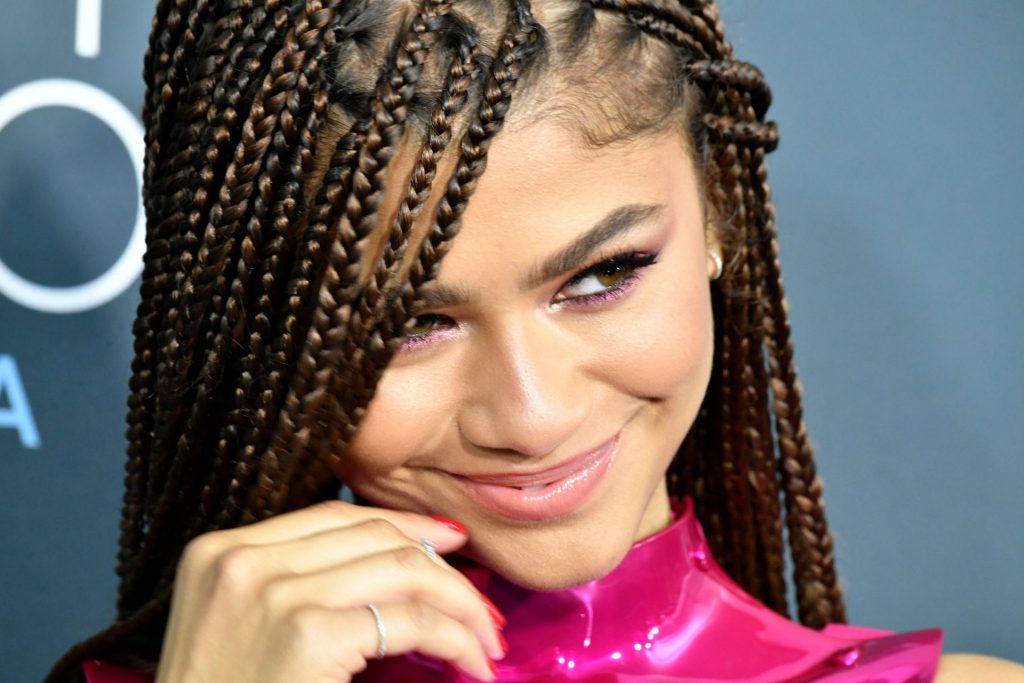 Gorgeous Zendaya Showing Her Amazing-Looking Cleavage gallery, pic 70