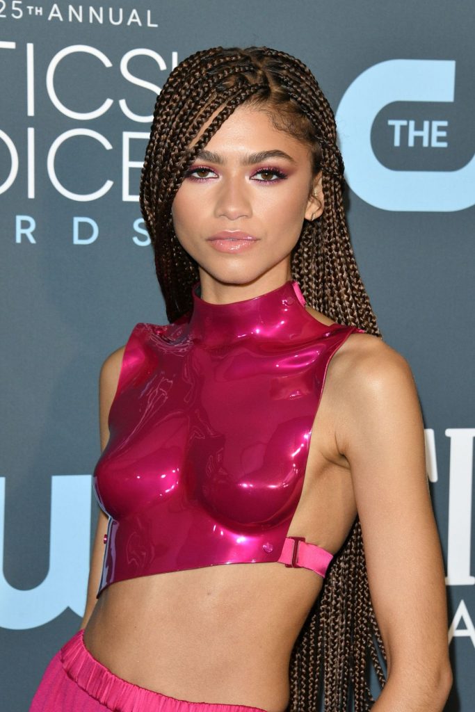 Gorgeous Zendaya Showing Her Amazing-Looking Cleavage gallery, pic 78