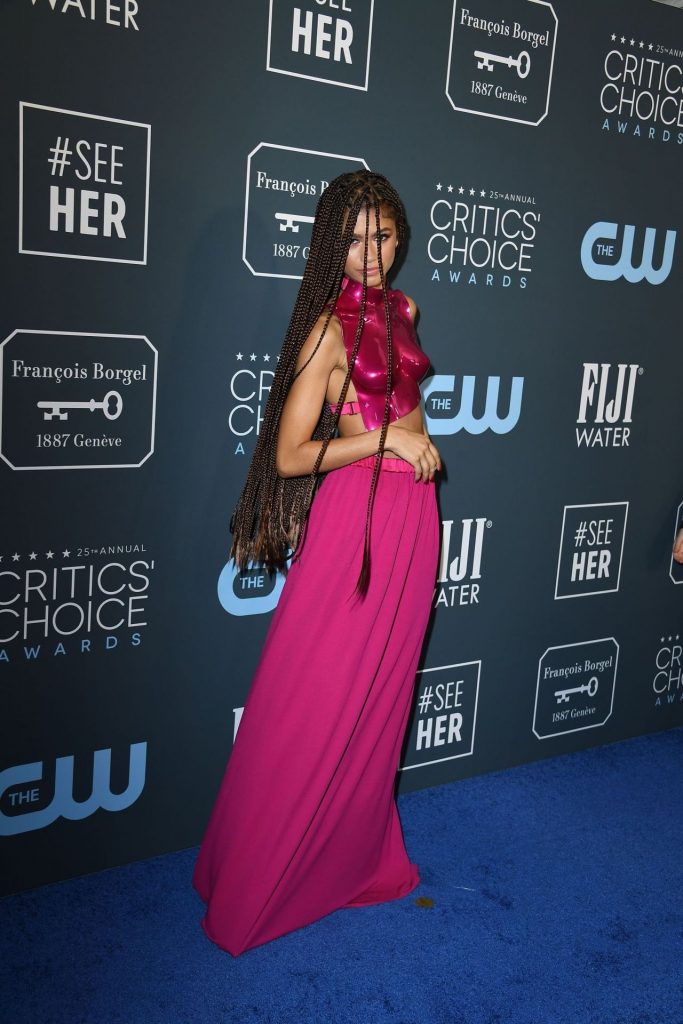 Gorgeous Zendaya Showing Her Amazing-Looking Cleavage gallery, pic 84