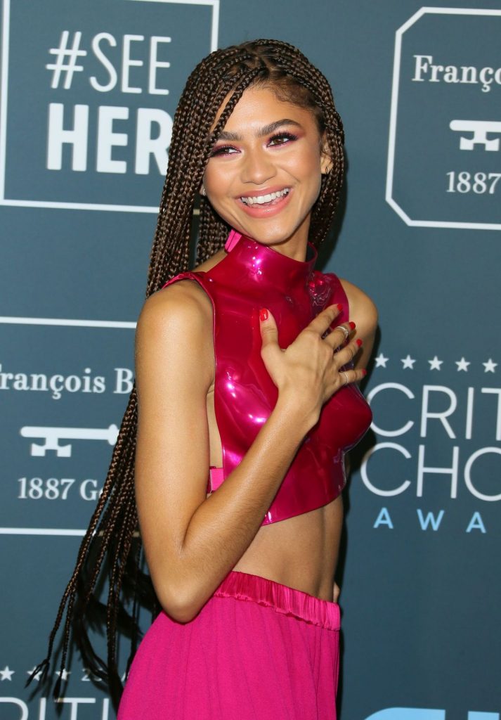 Gorgeous Zendaya Showing Her Amazing-Looking Cleavage gallery, pic 88