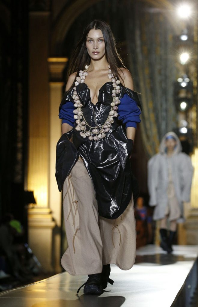 Slim Vixen Bella Hadid Walks the Runway in a Cleavage-Baring Dress gallery, pic 52