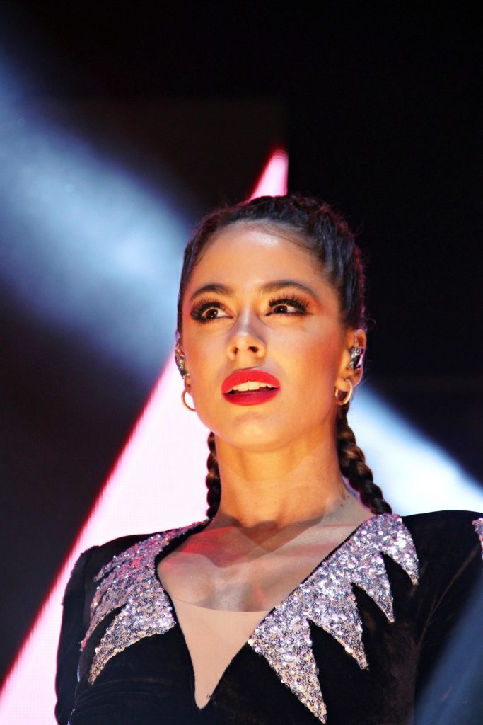 Seductive Singer Tini Stoessel Shows Her Body on the Stage gallery, pic 6
