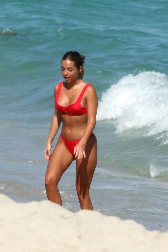 Sun-Kissed Hottie Maddy Burciaga Shows Her Enviable Bikini Body gallery, pic 18