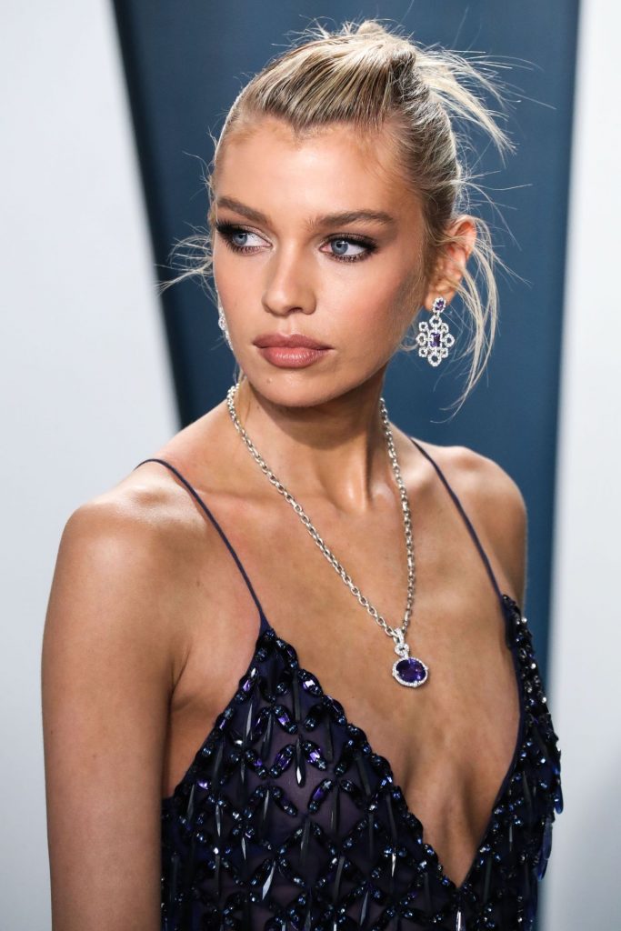Smoldering Blonde Stella Maxwell Showing Her Small Tits in a Sexy Dress gallery, pic 34