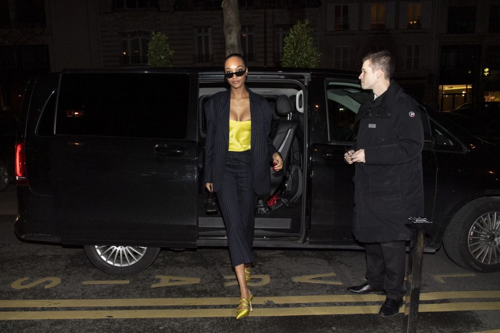 Supermodel Jourdan Dunn Flashing Her Breasts and Areolas gallery, pic 20