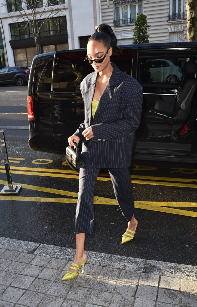 Supermodel Jourdan Dunn Flashing Her Breasts and Areolas gallery, pic 60