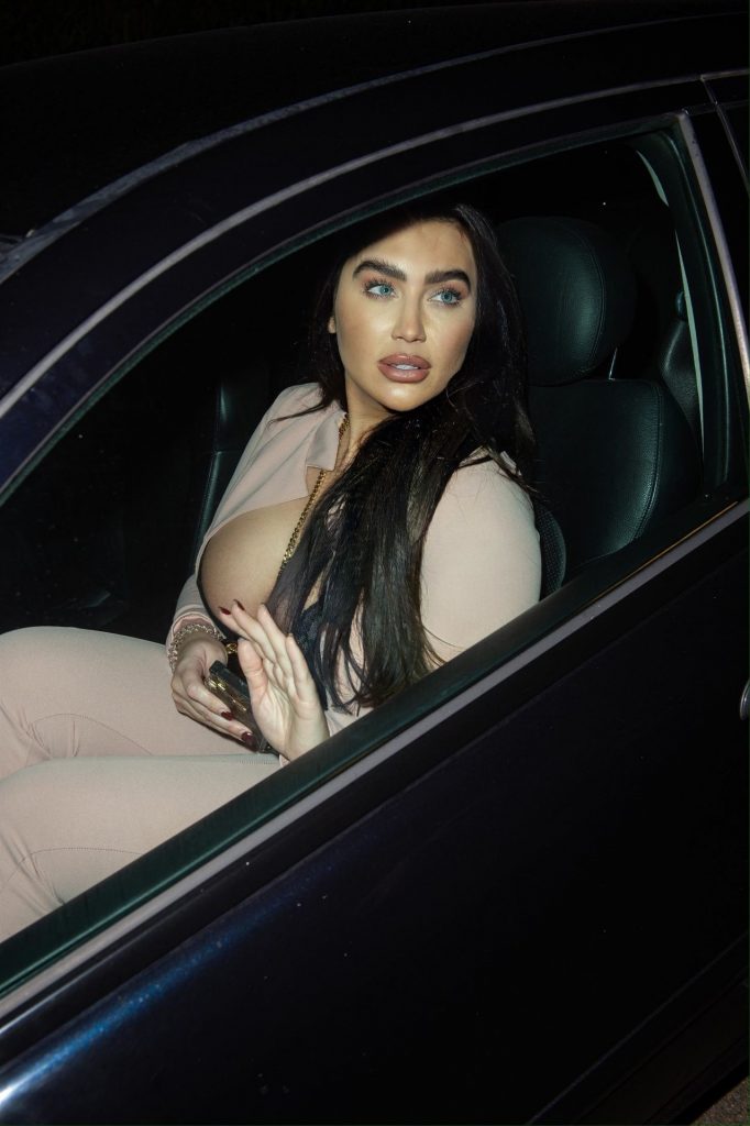 Blue-Eyed Brunette Lauren Goodger Shows Her Boobs Once Again gallery, pic 20