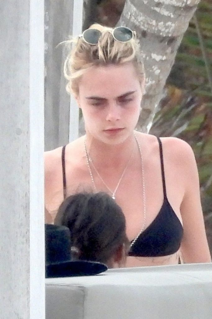 Ashley Benson & Cara Delevingne Looking Sexy in Their Swimwear gallery, pic 82