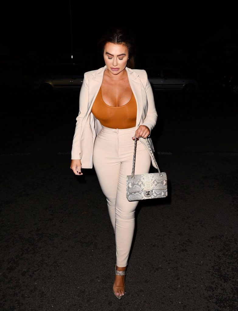Lauren Goodger Flaunts Her Obnoxiously Large Titties gallery, pic 16
