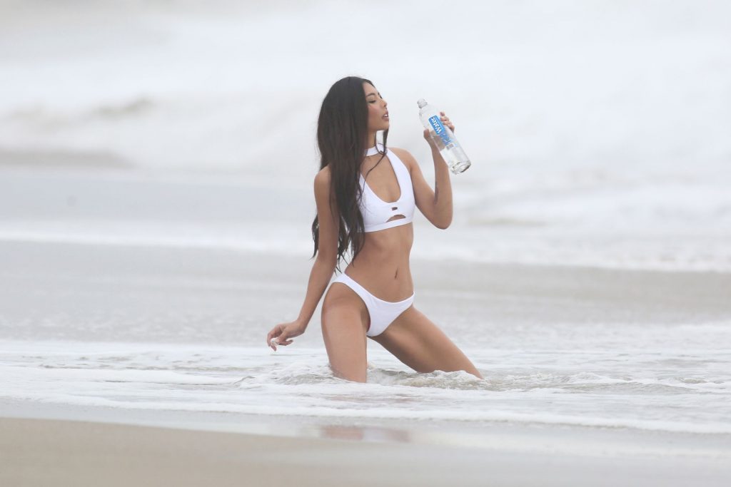 Nicole Esparza Prancing Around in a Revealing Swimsuit, Looking Hot gallery, pic 22