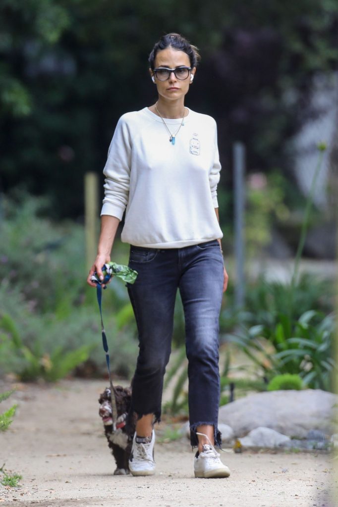 Braless Actress Jordana Brewster Showing Her Pokies While Looking Tired gallery, pic 16