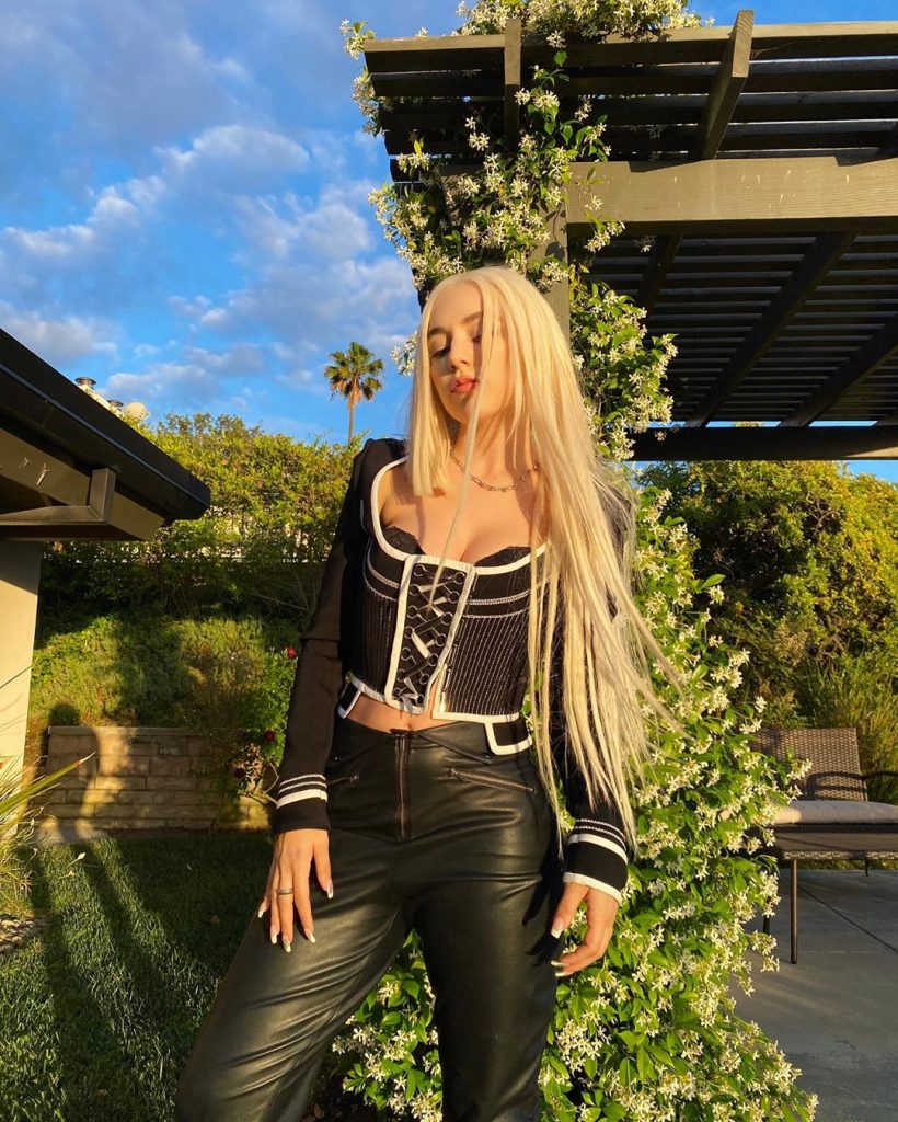 Edgy Blonde Ava Max Shows Her Tight Body for the Camera gallery, pic 42