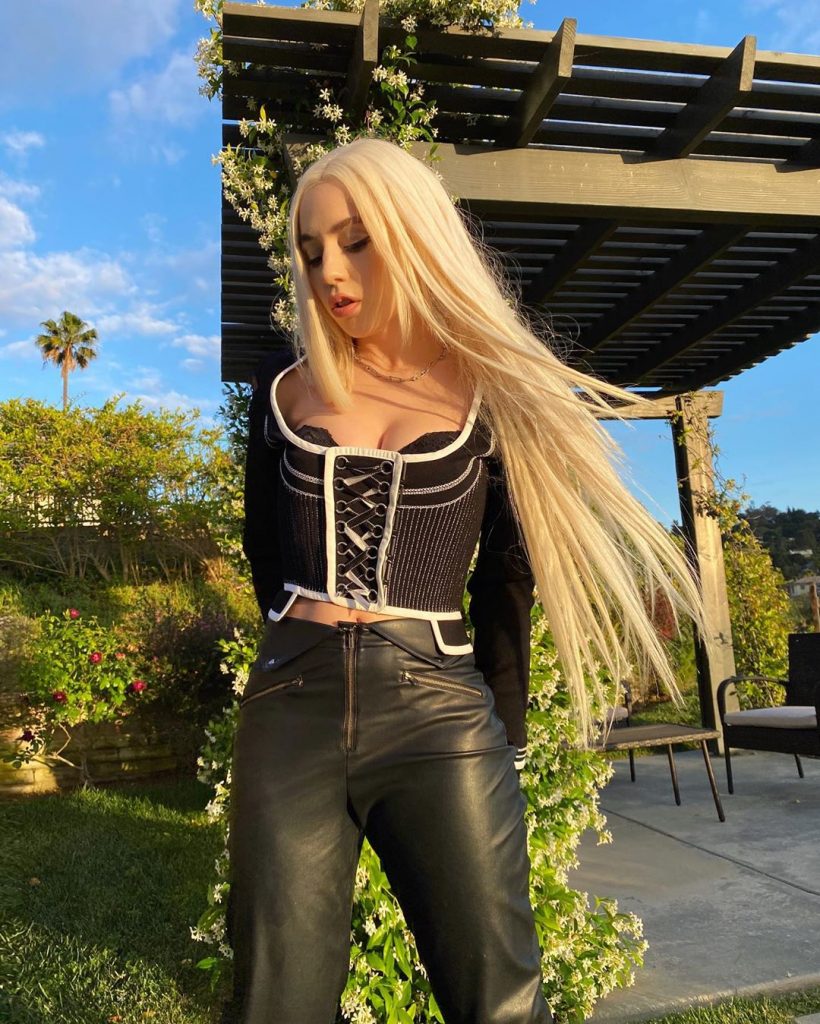 Edgy Blonde Ava Max Shows Her Tight Body for the Camera gallery, pic 46