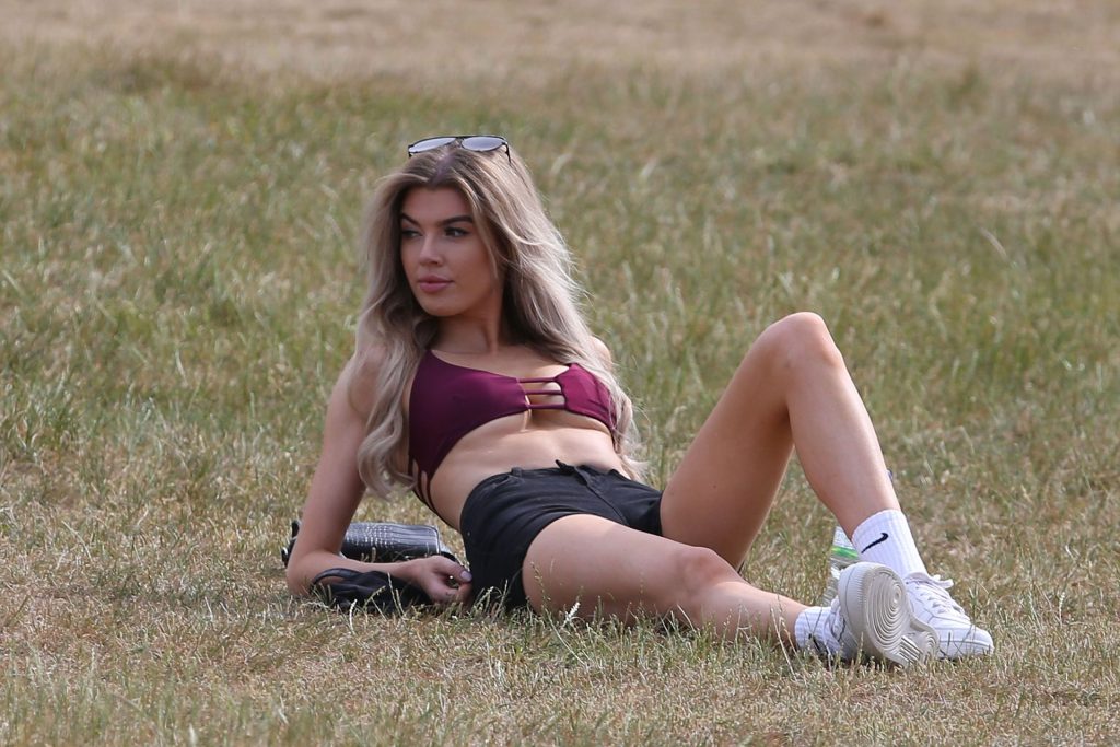 Nicole O’Brien Underboob Photos Available for Free and in HQ gallery, pic 18