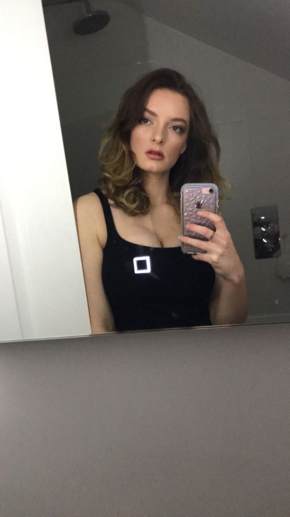 Latest Leaked/Fappening Pictures of Dakota Blue Richards gallery, pic 20