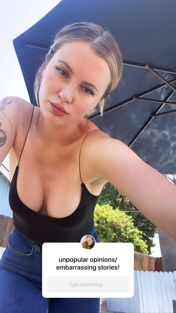 Busty Blonde Ireland Baldwin Shows Her Rack on Social Media gallery, pic 4