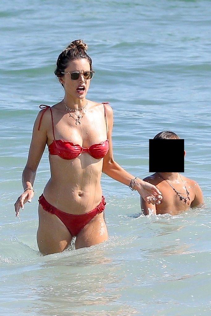 Bikini-Clad Alessandra Ambrosio Looks Perfect Without Even Trying Hard gallery, pic 30