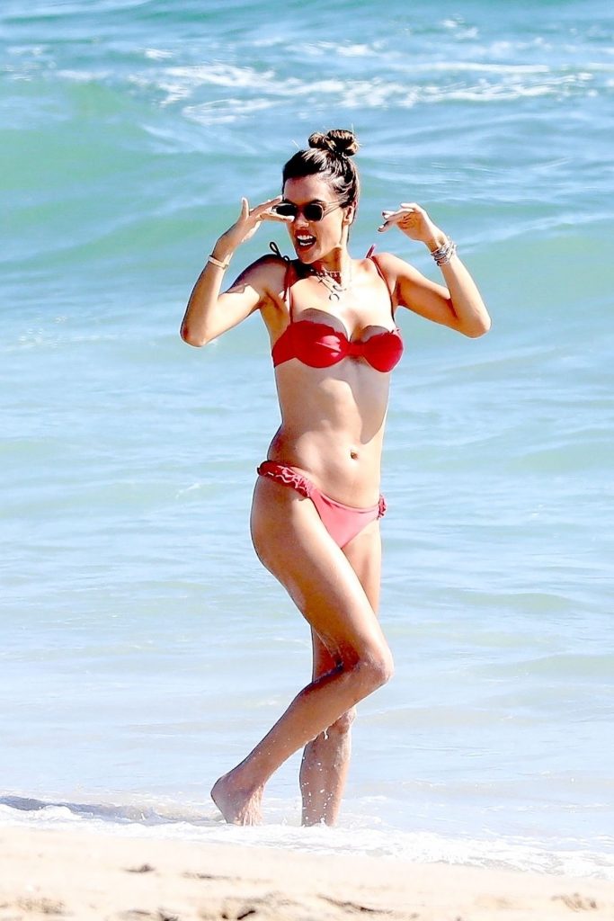 Bikini-Clad Alessandra Ambrosio Looks Perfect Without Even Trying Hard gallery, pic 54