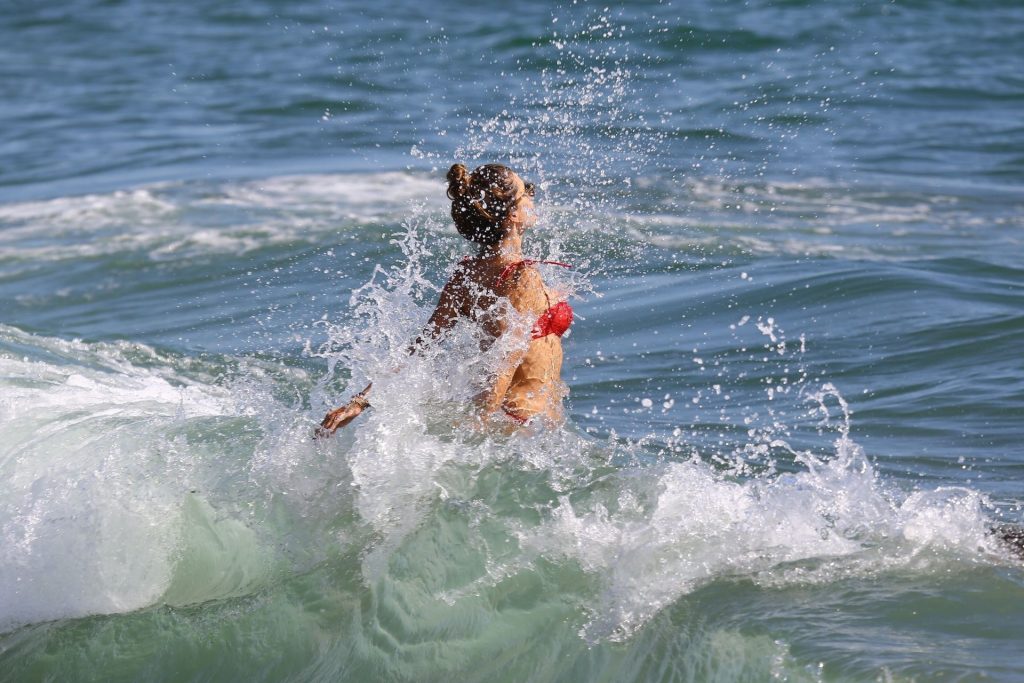 Bikini-Clad Alessandra Ambrosio Looks Perfect Without Even Trying Hard gallery, pic 152