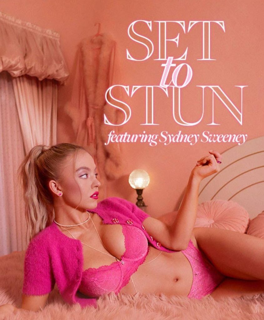 Sexy Blonde Sydney Sweeney is Set to Stun You video screenshot 8