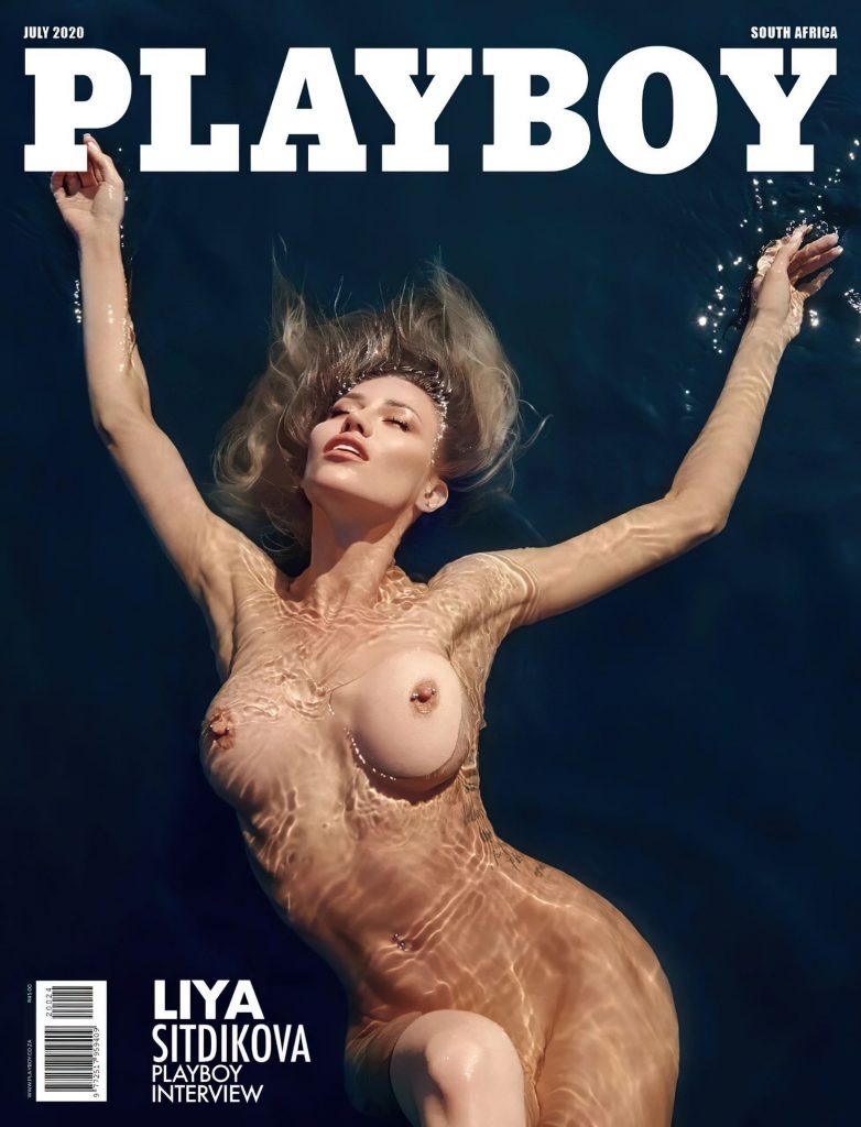 Naked Blonde Liya Sitdikova Shows Her Pierced Nipples at Sea gallery, pic 10