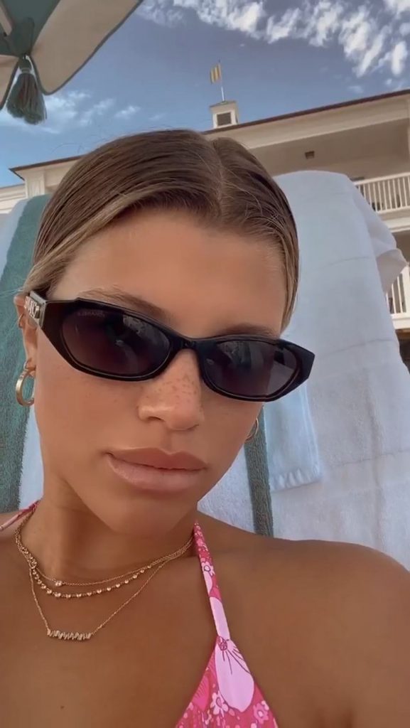 Sofia Richie’s Glorious Booty Is Sure to Keep You Hard AF gallery, pic 16