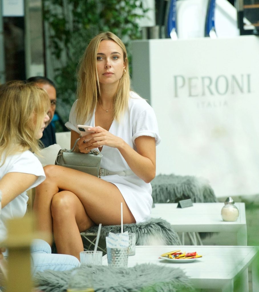 Kimberley Garner’s Hottest Upskirt Pics for TRUE Fans Only gallery, pic 19