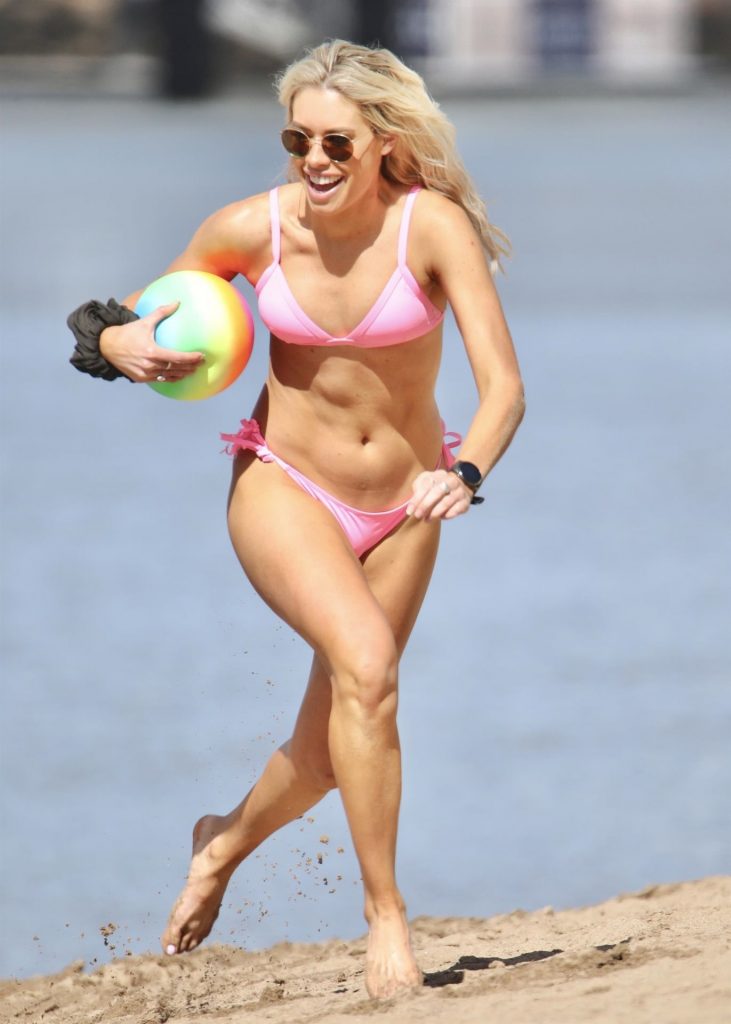 Bikini-Wearing Blonde Charley Bond Playing Beach Volleyball gallery, pic 26