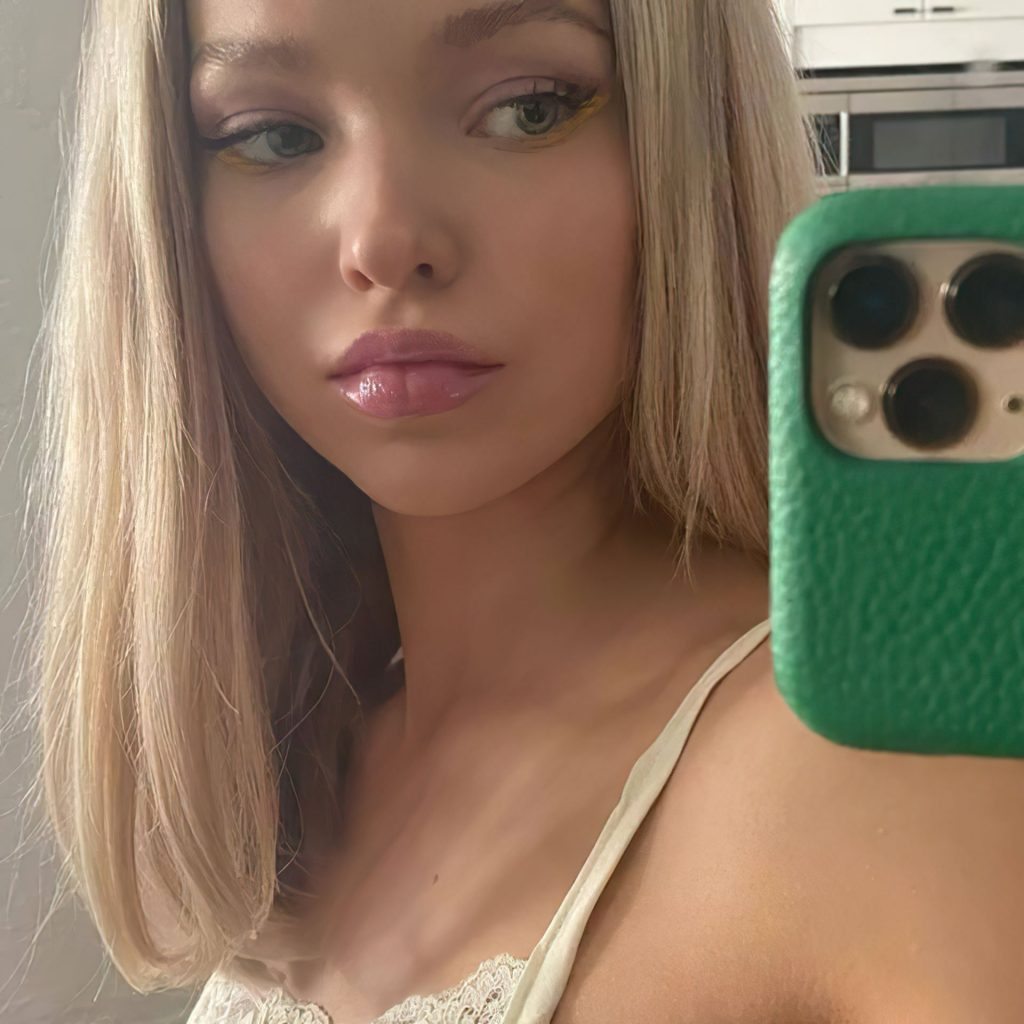 Doll Faced Dove Cameron Showing Her Boobs For The Camera The Fappening