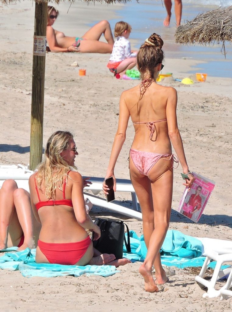Thin European Babe Cathy Hummels Looks Fine in a Skimpy Bikini gallery, pic 46