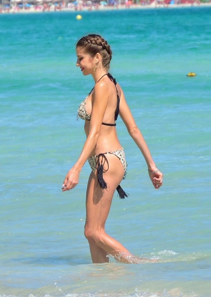 Thin European Babe Cathy Hummels Looks Fine in a Skimpy Bikini gallery, pic 18