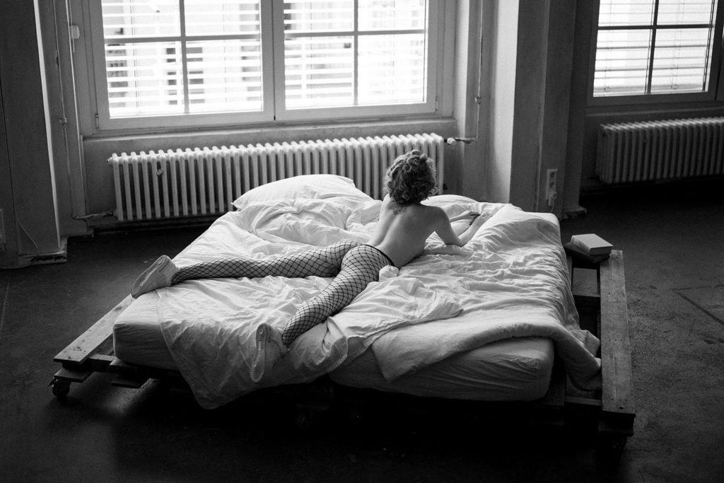 Moody B&W Photoshoot Focusing on Half-Naked Heidi Romanova gallery, pic 14