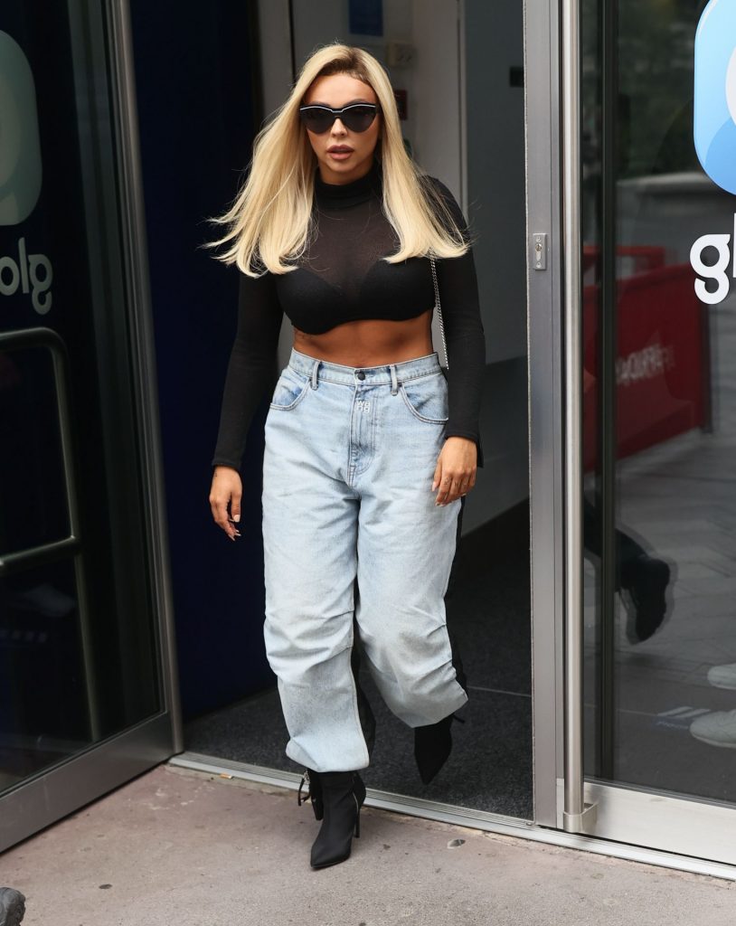Blonde Jesy Nelson Shows Her Midriff and Boobs in a Sexy Outfit gallery, pic 12