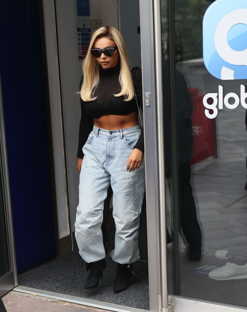 Blonde Jesy Nelson Shows Her Midriff and Boobs in a Sexy Outfit gallery, pic 16