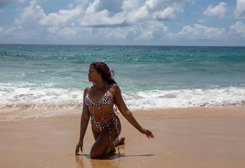 Fit Actress Taraji P. Henson Showing Off Her Bikini Body and More gallery, pic 34