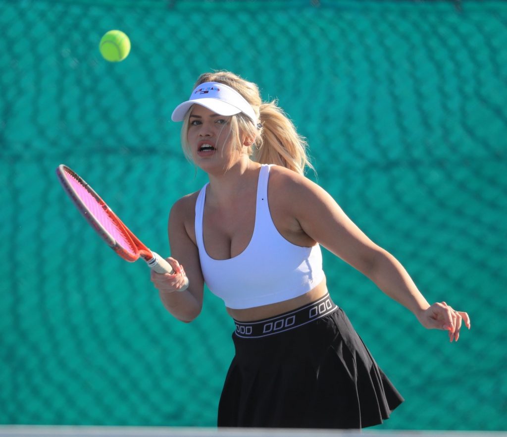 Blondie Kaitlyn Hoppe Photographed Playing Tennis, Showing Titties gallery, pic 24