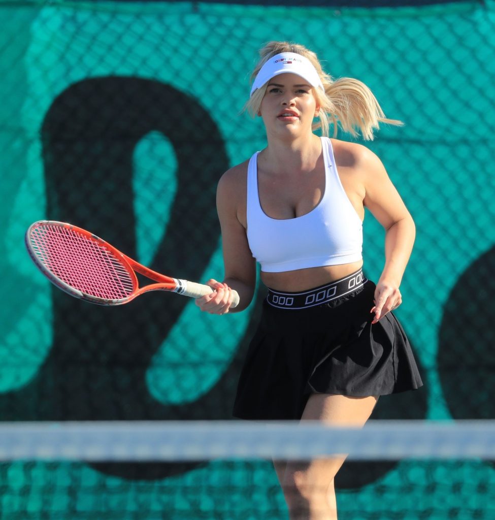 Blondie Kaitlyn Hoppe Photographed Playing Tennis, Showing Titties gallery, pic 8