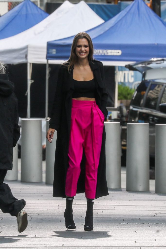 Model Josephine Skriver Looks Perfect on the Set of an Ad gallery, pic 2