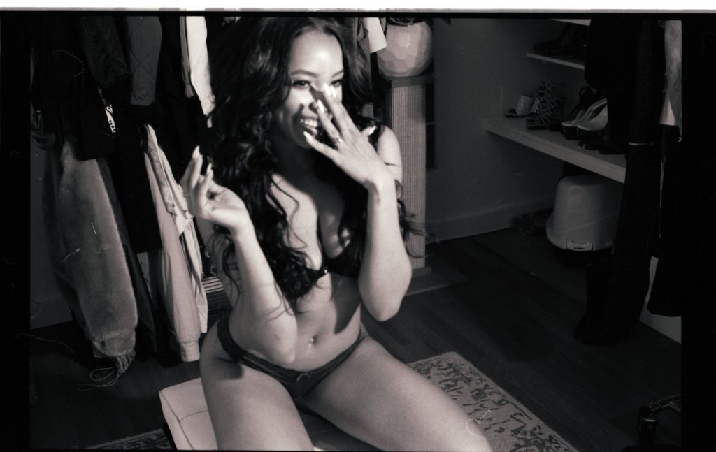 Tinashe Bares It All in a Vaguely Pretentious B&W Gallery, pic 50