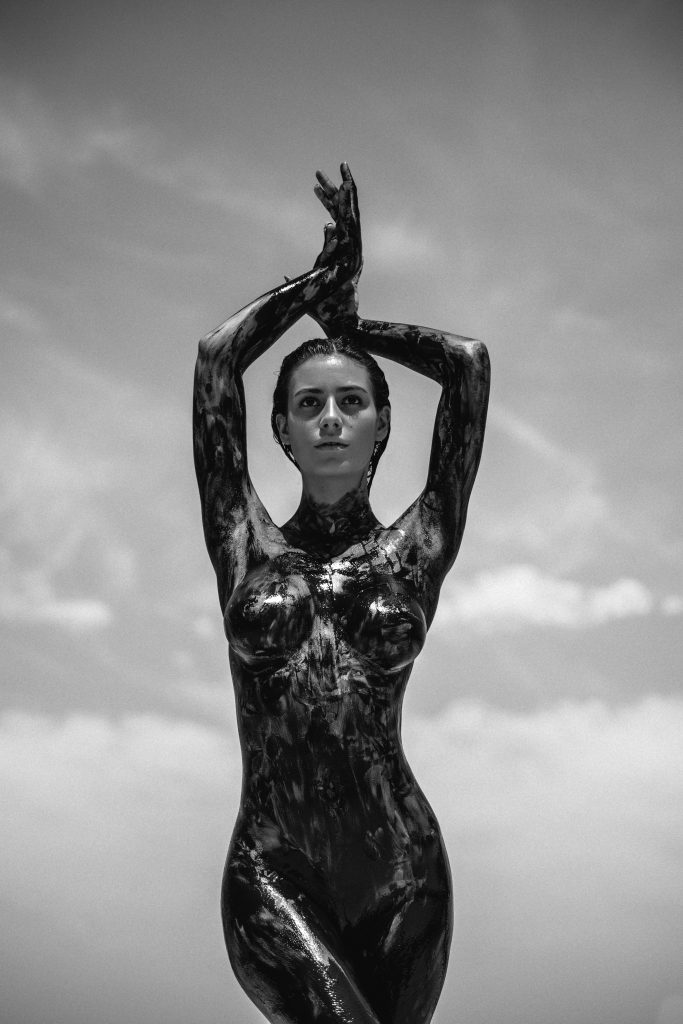 100% Nude Alejandra Guilmant Shows Off in a Pretentious Photoshoot gallery, pic 20