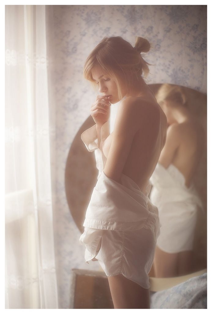 Angelic Blonde Eva Biechy Strips Naked in a Dreamlike Photoshoot gallery, pic 16