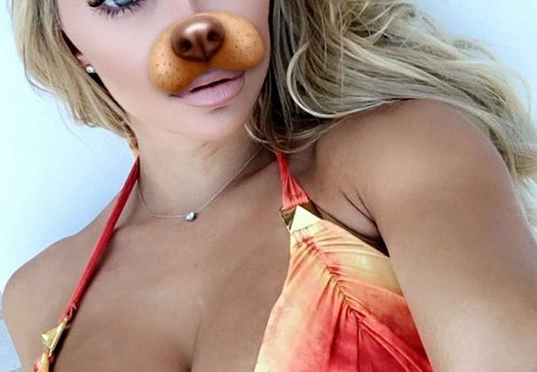 Selection of Lindsey Pelas Cleavage Pictures from Social Media