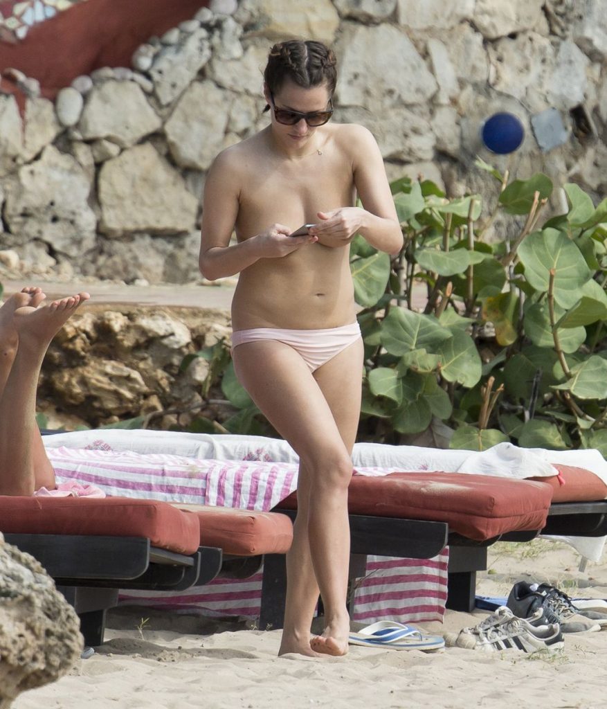 Vacationing Beauty Caroline Flack Shows Her Big Breasts for the Camera gallery, pic 8