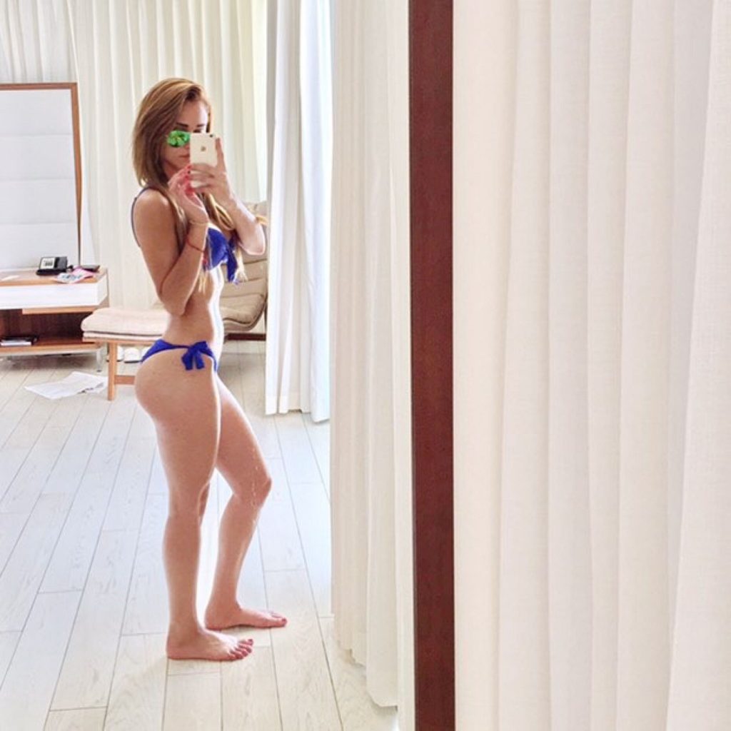 Unforgettable Yanet Garcia Strips Totally Naked After Posing in Lingerie gallery, pic 24