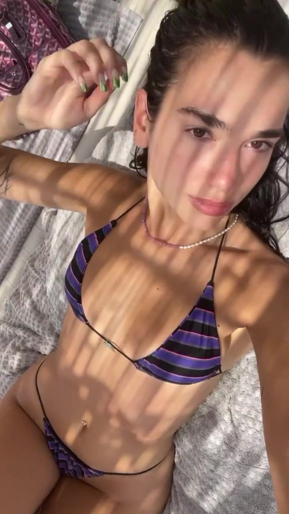 Hottest Pictures of Dua Lipa that Will Keep You Coming Back for More and More gallery, pic 22