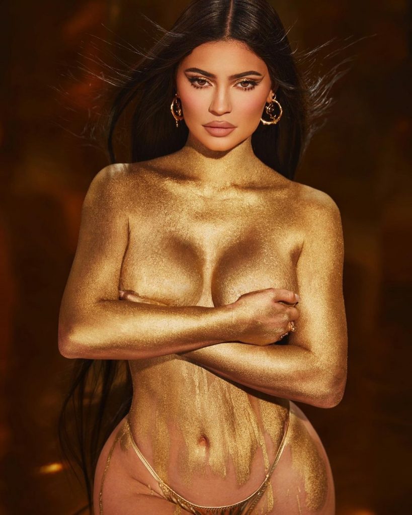 Assorted Collection of Kylie Jenner Pictures That Ooze Sexiness and Style gallery, pic 8