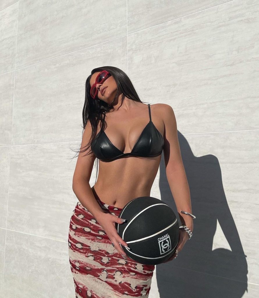 Assorted Collection of Kylie Jenner Pictures That Ooze Sexiness and Style gallery, pic 136