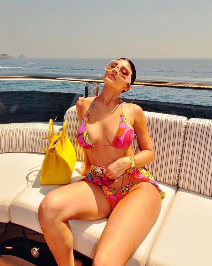 Assorted Collection of Kylie Jenner Pictures That Ooze Sexiness and Style gallery, pic 14