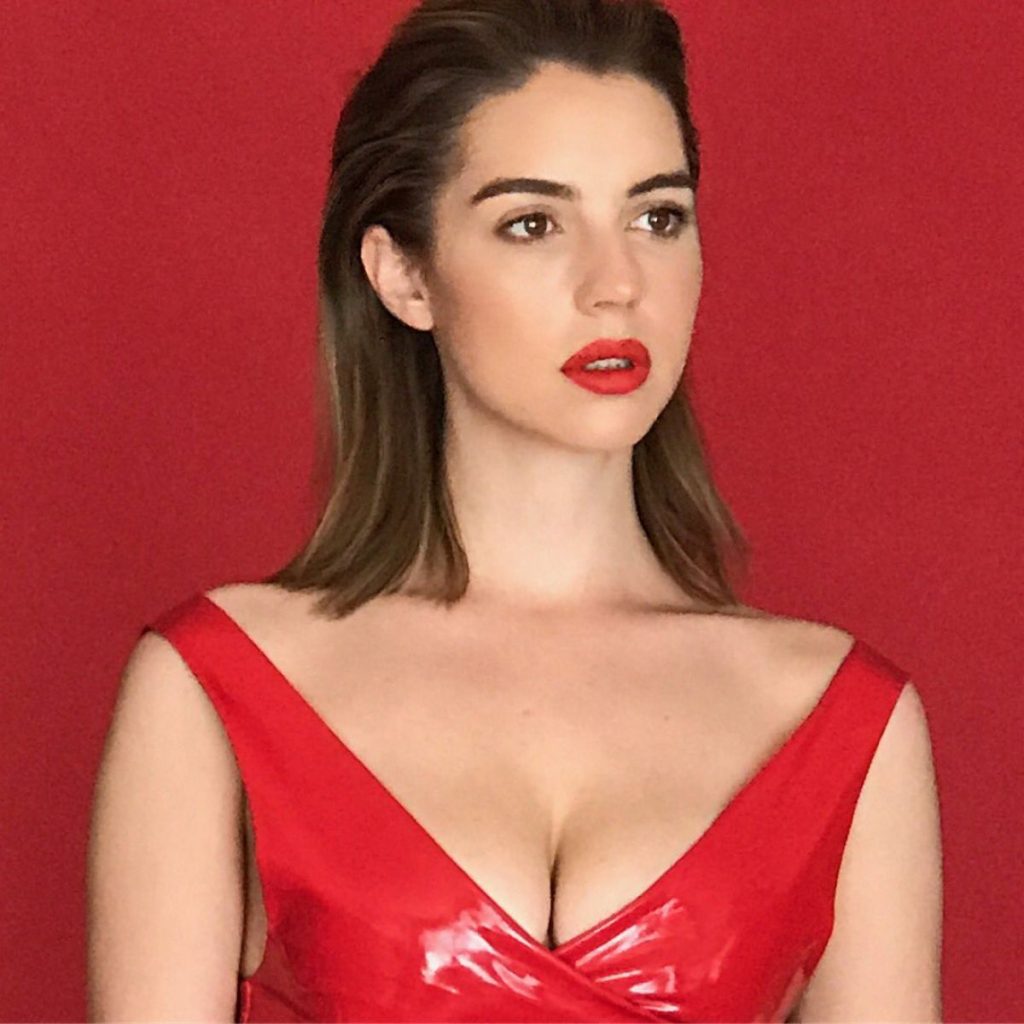 Dark-Haired Hottie Adelaide Kane Posing in Revealing Outfits gallery, pic 74