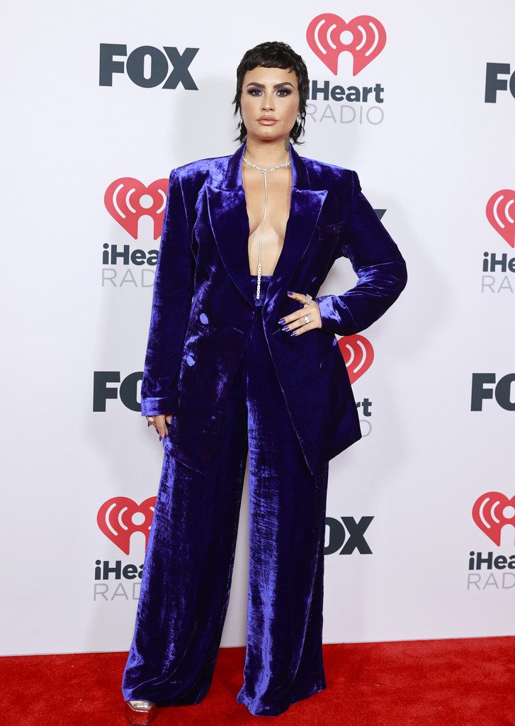 Brunette Celebrity Demi Lovato Shows That Cleavage in a Weird Purple Outfit gallery, pic 16